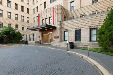 The facilities at New York Presbyterian Hospital - Psychiatry in New York City, NY 3